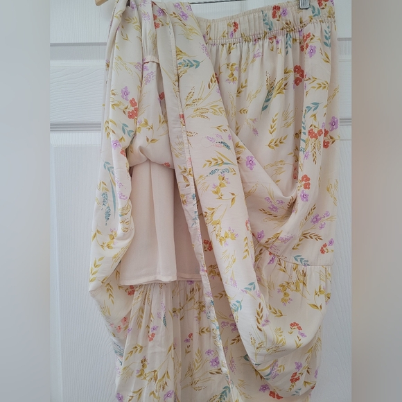 Preview Floral Skirt 18 - Picture 2 of 3